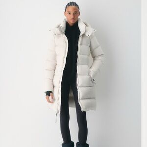 NWT NWT Aritzia Supersnug Puff Down Long Coat